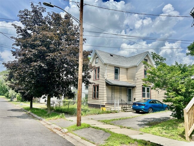 Photo - 37 Hayes St