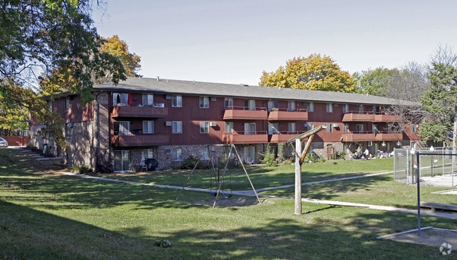 Riverwood Apartments - Riverwood Apartments