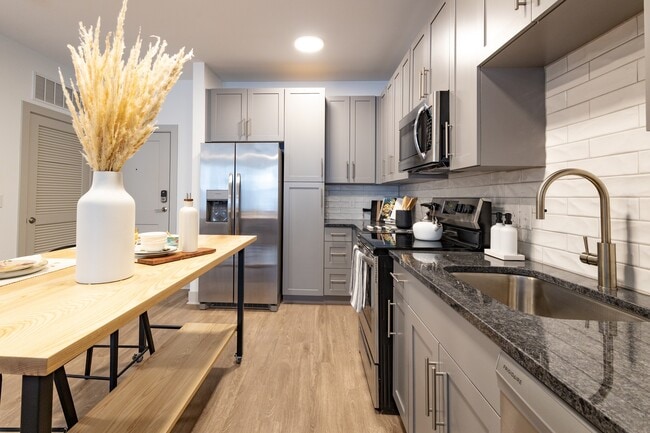 Photo - WOODBURN EXCHANGE