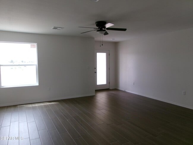 Photo - 5960 Mohegan Sun St