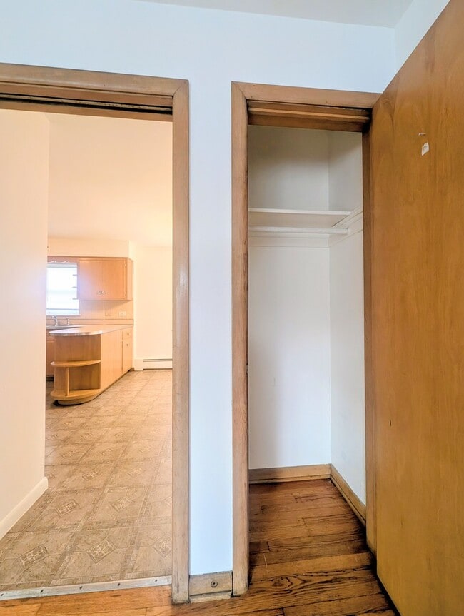 Photo - 2308 W Birchwood Ave Unidad 1W