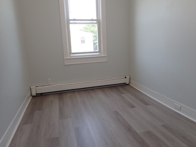 135-22 129th St Unit 2