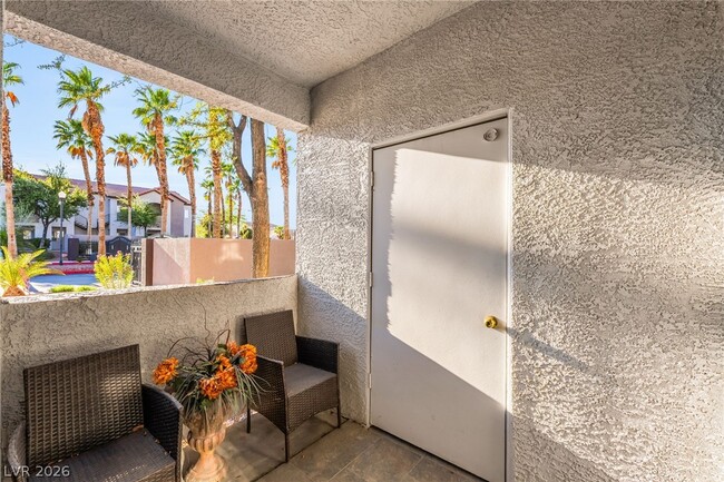Building Photo - 2615 W Gary Ave Unit 1089