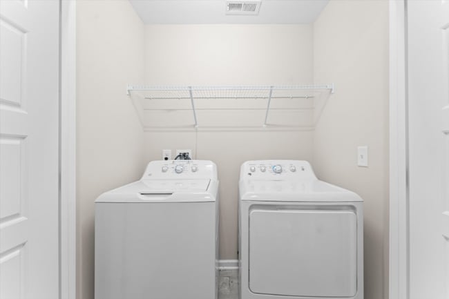 Photo - 1498 Fredrick Dr