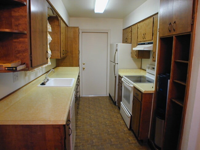 Photo - House For Lease