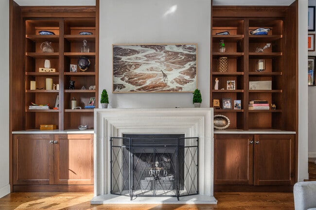 Photo - 1715 W Wabansia Ave