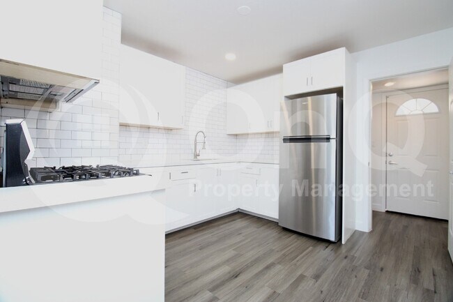 Photo - 7625 N 12th St