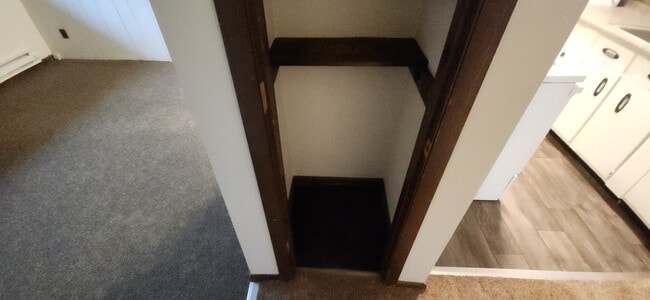 Photo - 625 9th St N