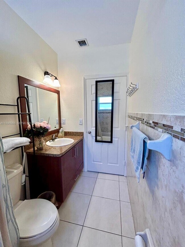 Photo - 7941 NW 14th Pl