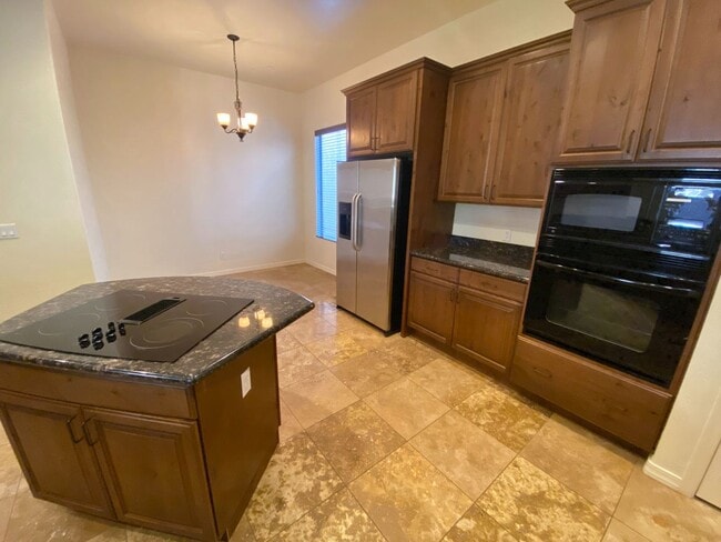 30 Starview Ct
