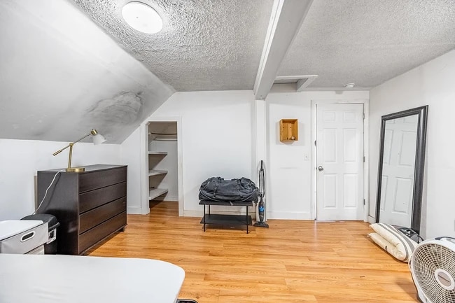 Photo - 115 Park St