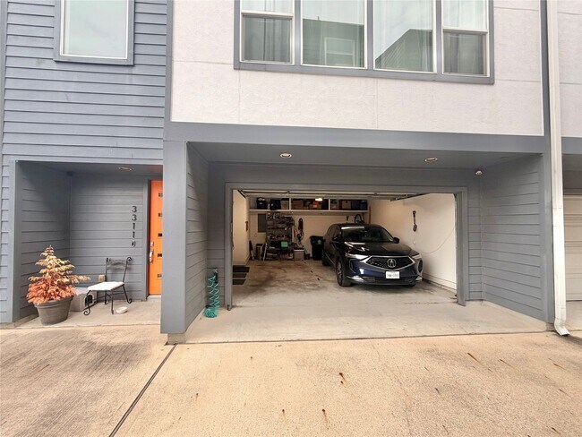 Photo - 3311 Baer St