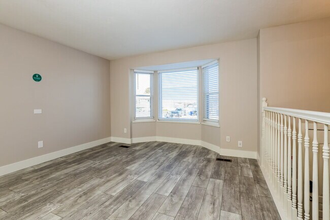 Photo - 4901 Banquet Ave