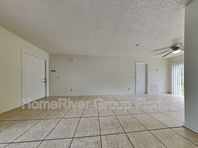 Photo - 2250 SE Friendship St