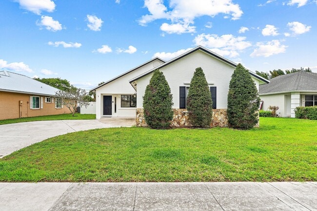 Photo - 125 Raintree Trail