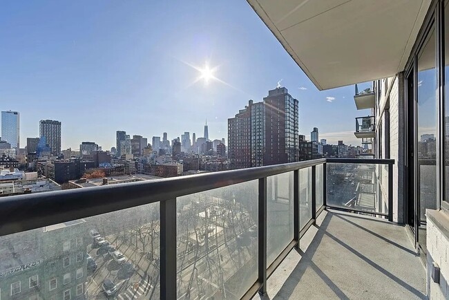 Photo - 250 E Houston St Unit 11D