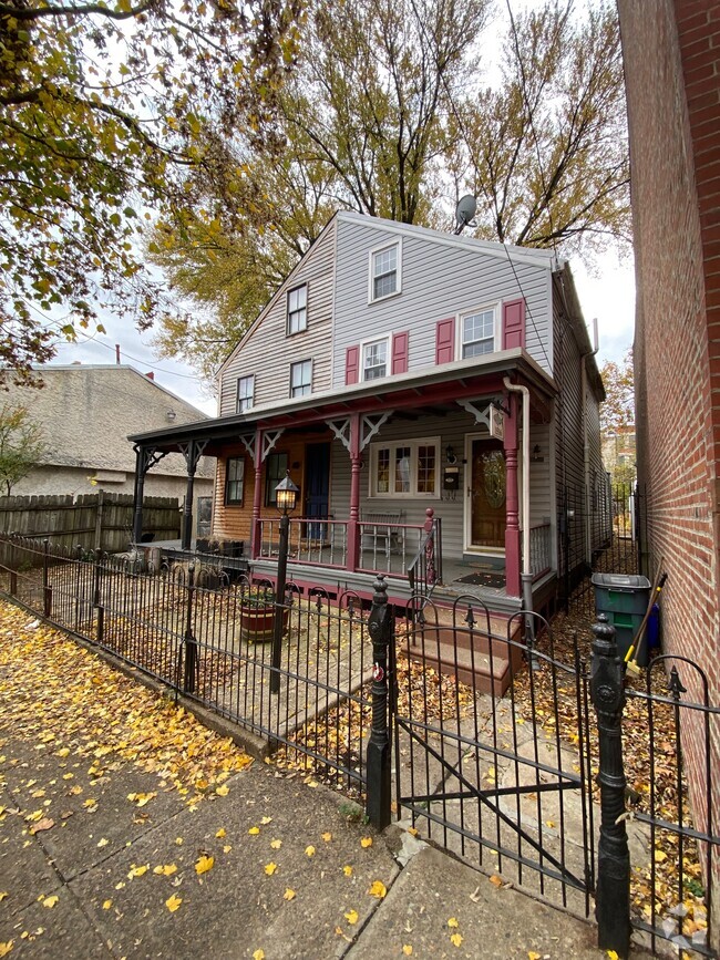 Building Photo - 1516 E Montgomery Ave Rental