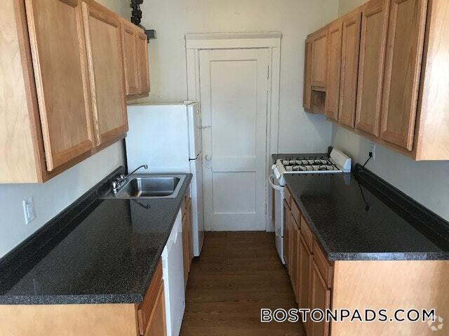 Building Photo - 1163 Boylston St Rental