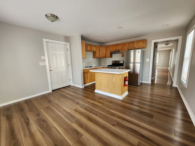 Photo - 425 Huntington St