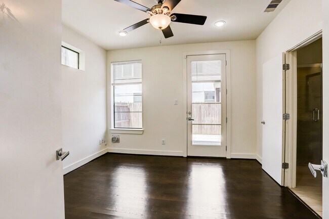 Photo - 2106 Colorado St