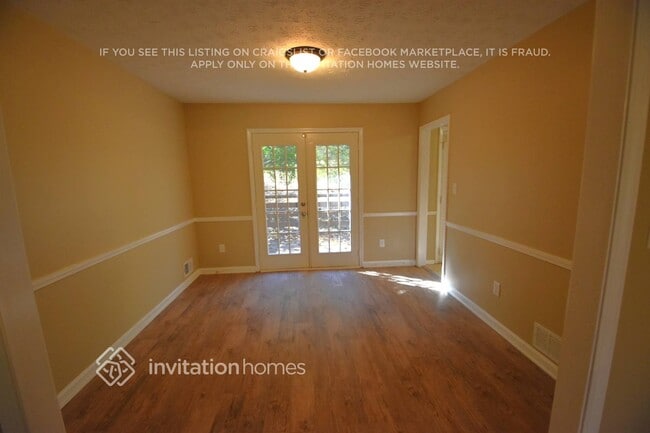 Photo - 4475 Susans Way