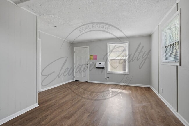 Photo - Two Bedroom Duplex in Madison on Special!