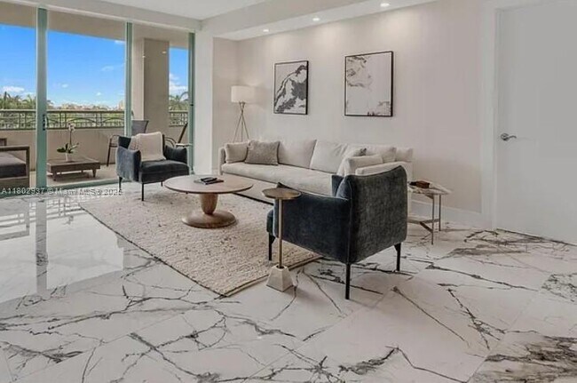Photo - 3400 SW 27th Ave Condo Unit 605