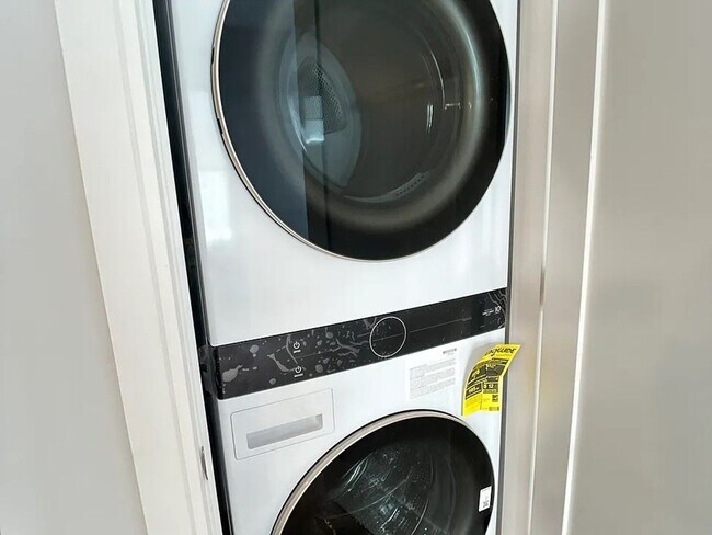 Photo - No Brokers Fee, No Security Deposit, In-Unit Washer and Dryer, Central Heat/AC, New Construction