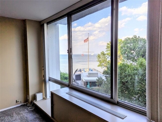 Photo - 12700 Lake Ave Unidad 603