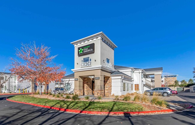 Furnished Studio-Denver - Tech Center - Central
