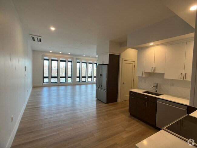 Building Photo - 1950 Washington St Unit 3D Rental