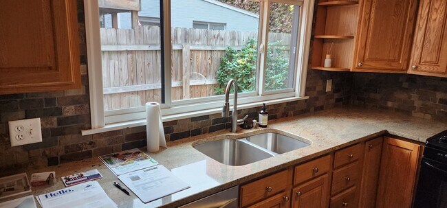 Photo - 1314 Sarah St
