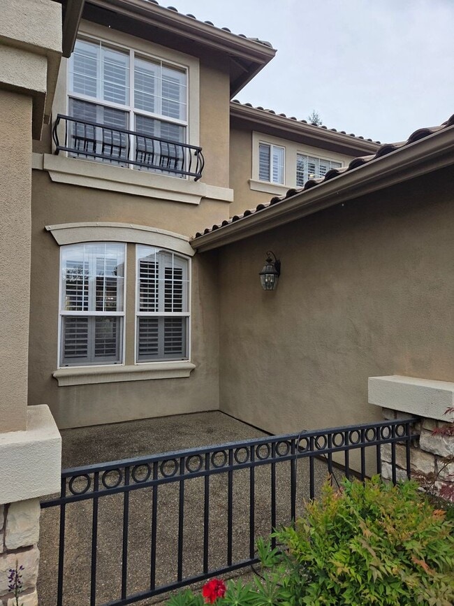 Photo - 5 Bdrm, 4 bath home located in Highland View Community off Silva Valley