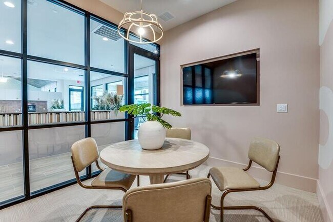 Photo - 1225 I-20 Unit c5