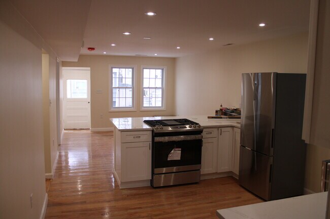 Photo - 83 Moreland St Unidad 2