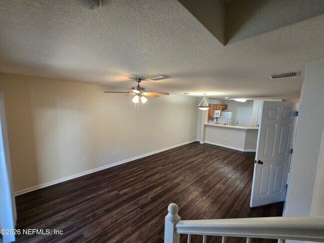 Photo - 8550 Argyle Business Loop