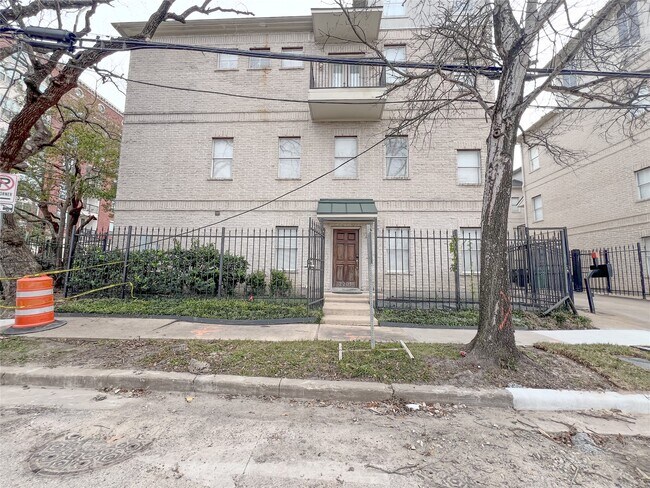 Photo - 2201 Austin St