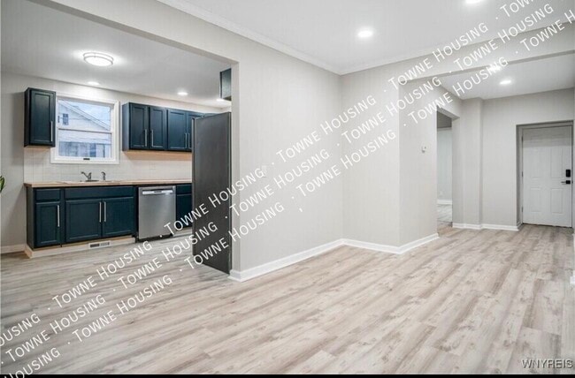 Photo - 30 Cedar St Unit Lower