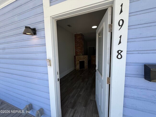 Photo - 1918 Redell St