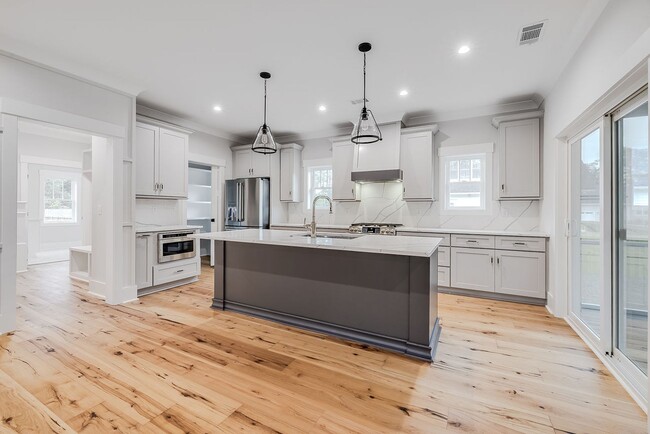 116 Kaitlyn Cv