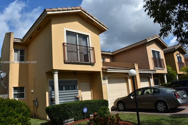 Building Photo - 661 SW 10th St