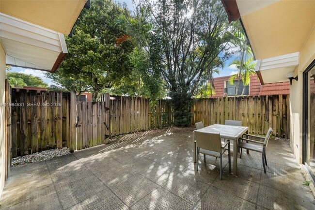 Photo - 713 NW 99th Cir