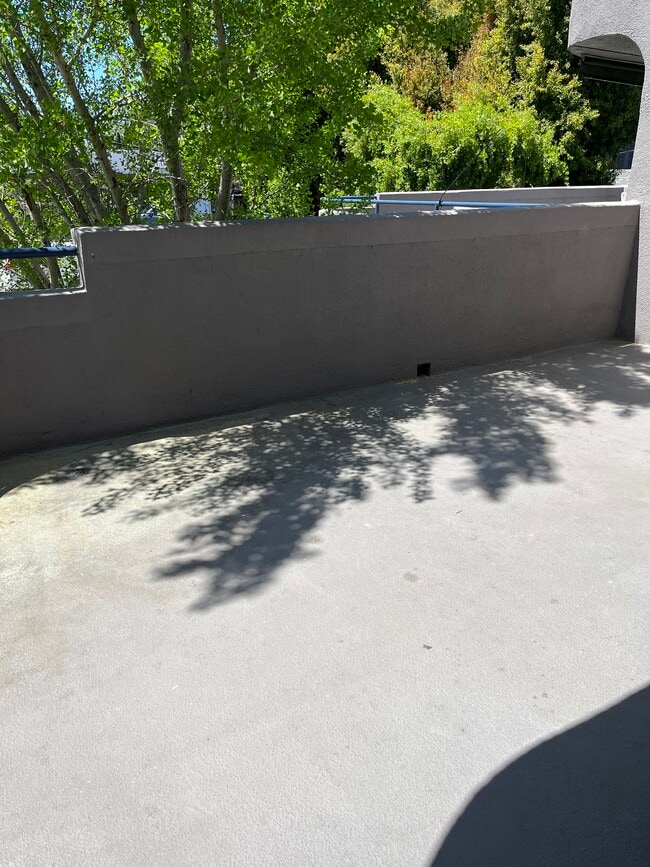 Building Photo - 1016 Pacific Ave Unit Pacific Avenue