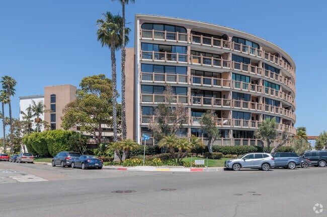 1150 Anchorage Ln - Le Rondelet Condominiums
