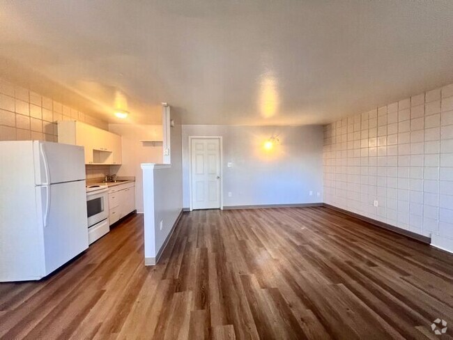 Building Photo - 1/2 OFF 1ST MONTHS RENT!!!! One-bedroom Ap... Rental