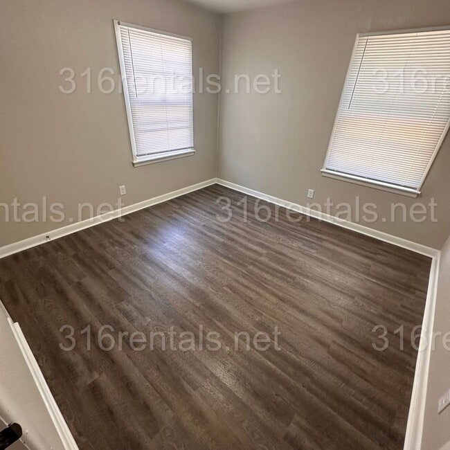 Photo - $895 - 2 bedroom / 1 bathroom Single Famil...