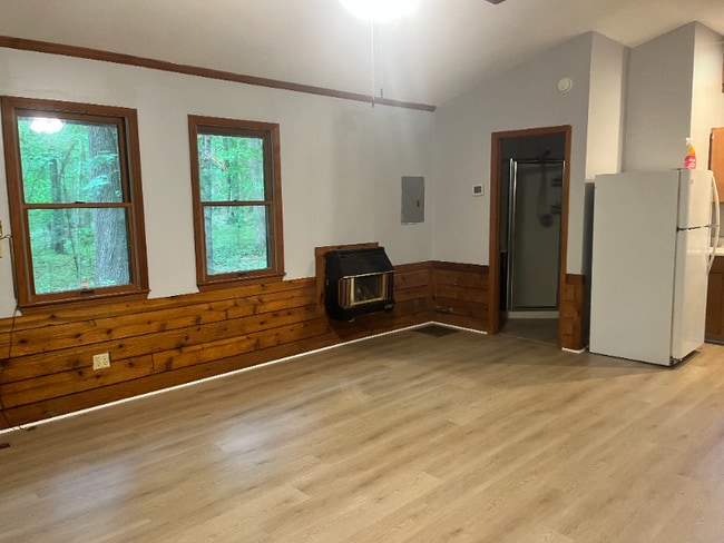 Photo - 2105 Bardowl Ln