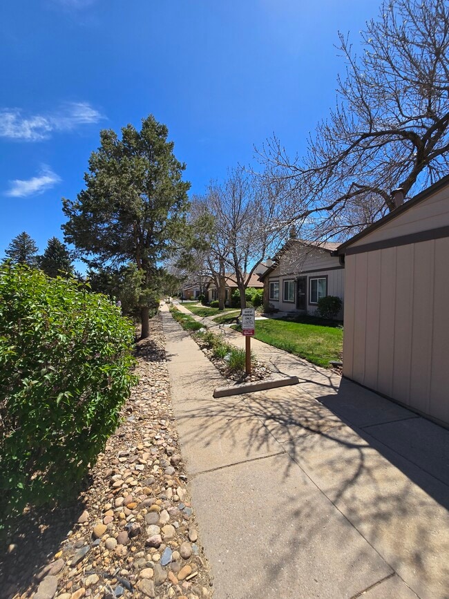 16045 E Ithaca Pl