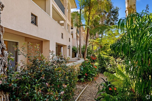 Building Photo - AMAZING ground floor unit in El Escorial..... Rental