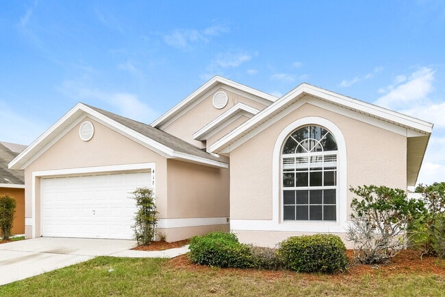 Photo - 417 Halstead Dr